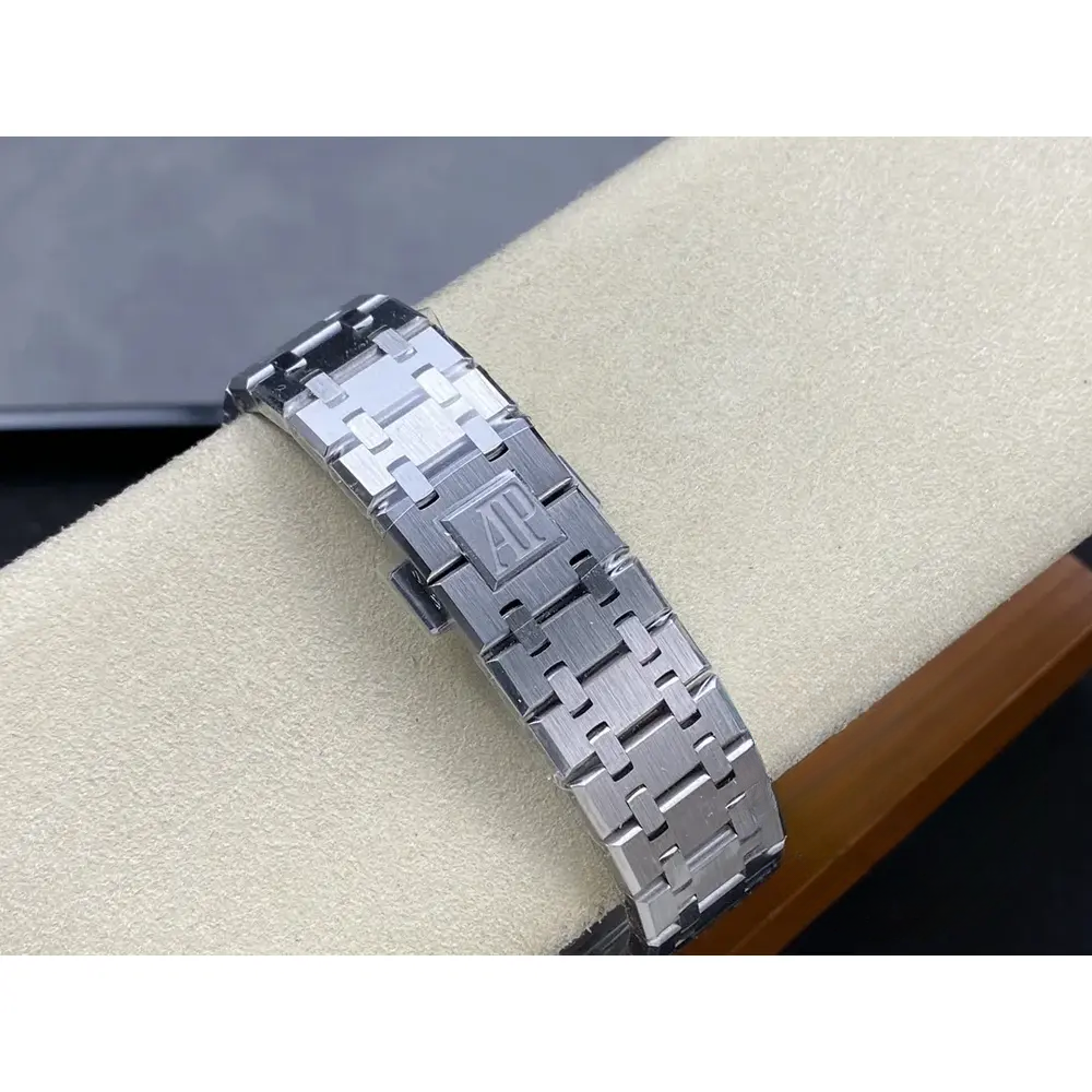 Replica Audemars Piguet Royal Oak Blue Dial 15510ST.OO.1320ST.06 41mm - Image 6