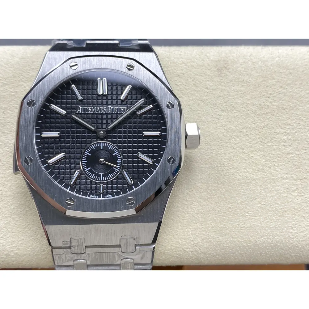 Replica Audemars Royal Oak Titanium 42mm Black Dial 26591TI.OO.1252TI.03 - Image 2