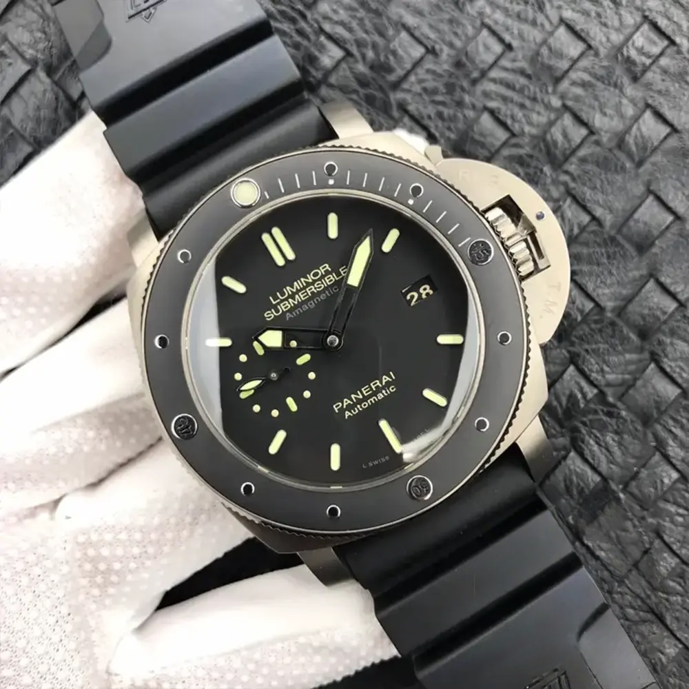 Replica Panerai Luminor Submersible 1950 Amagnetic PAM389 - Image 3