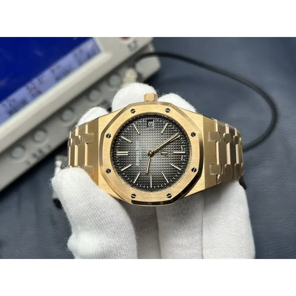 Replica Audemars Piguet Royal Oak Jumbo Extra-Thin 16202.OR - Image 2