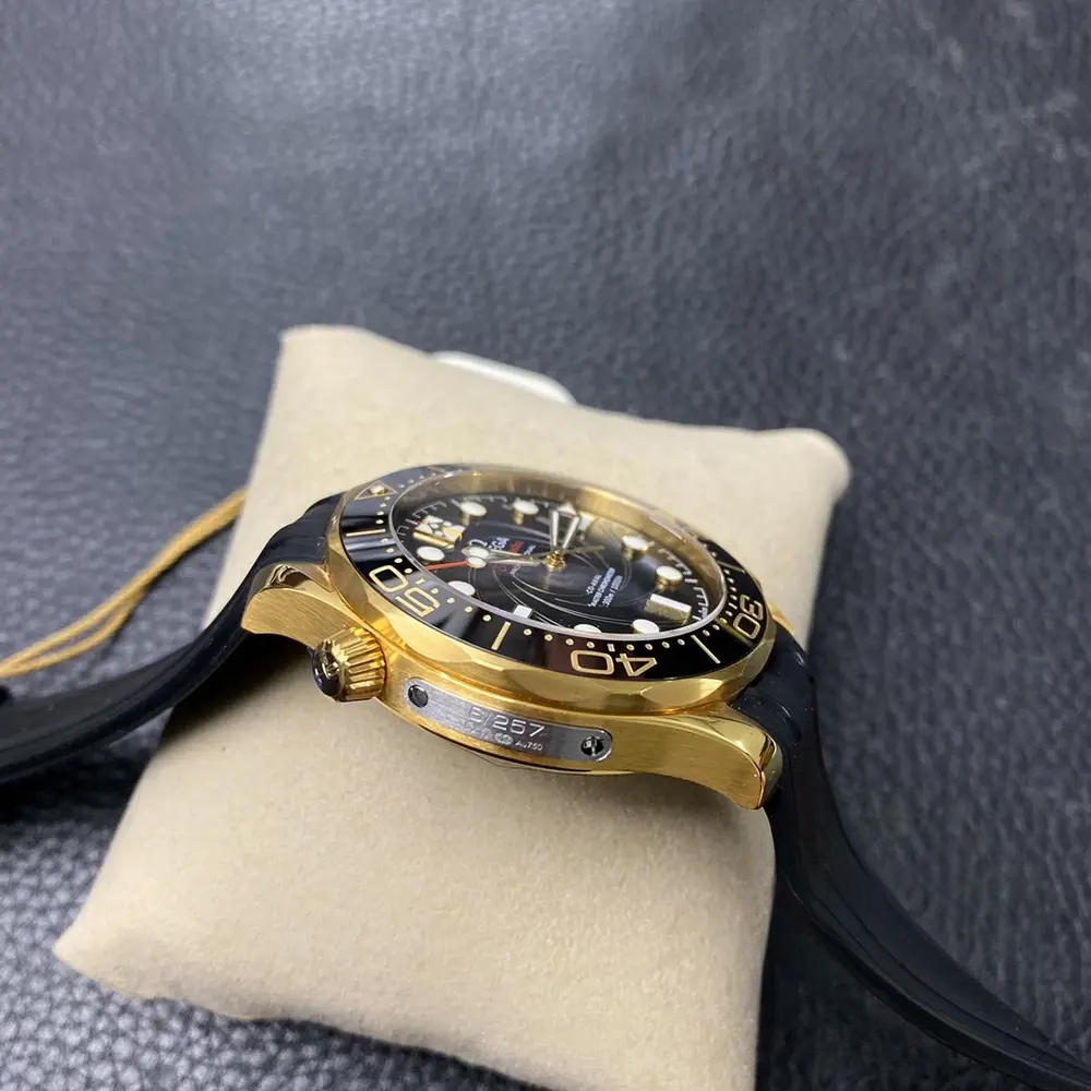 Super Clone Omega Seamaster 300m 007 James Bond - Image 4