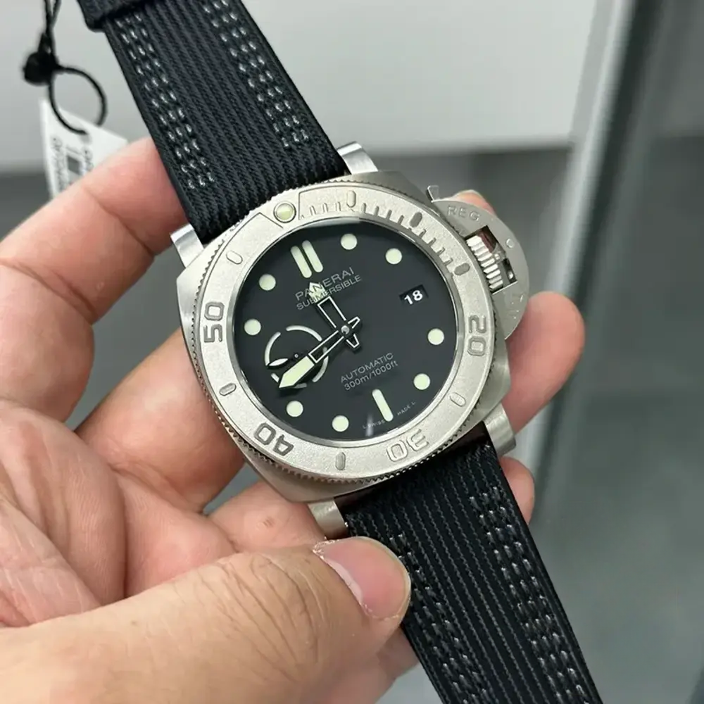 Super Clone Panerai Submersible Titanium Shell PAM 984 - Image 3