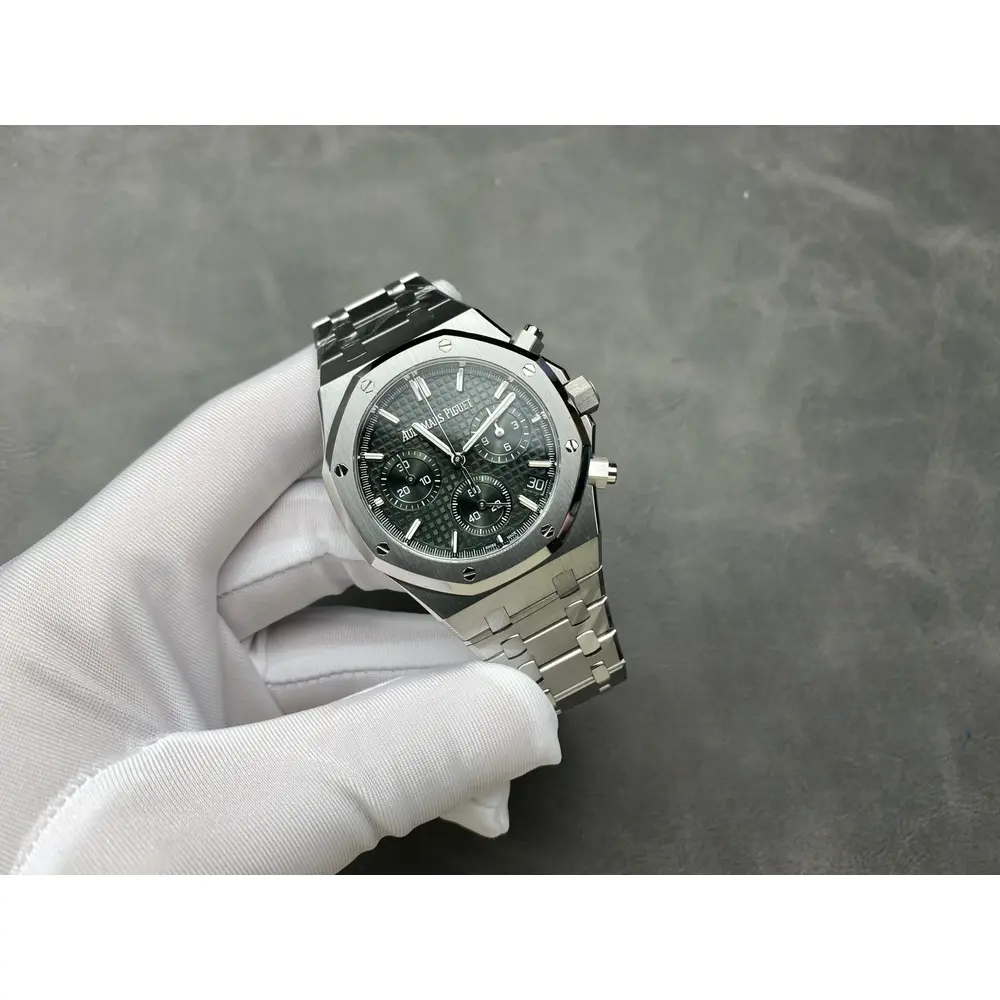 Replica Audemars Piguet Royal Oak Green Dial 26240ST.OO.1320ST.08 - Image 2