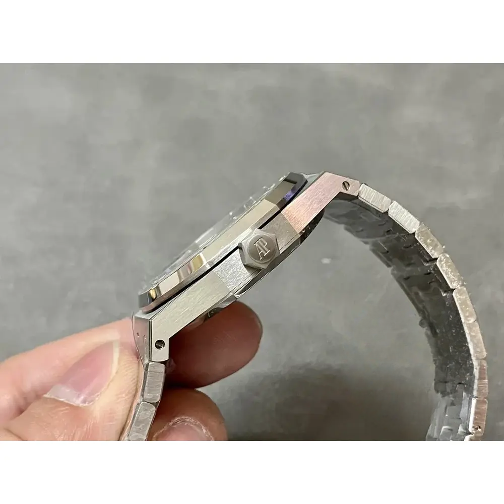 Super Clone Audemars Piguet Royal Oak White Dial 15450ST 37mm - Image 4