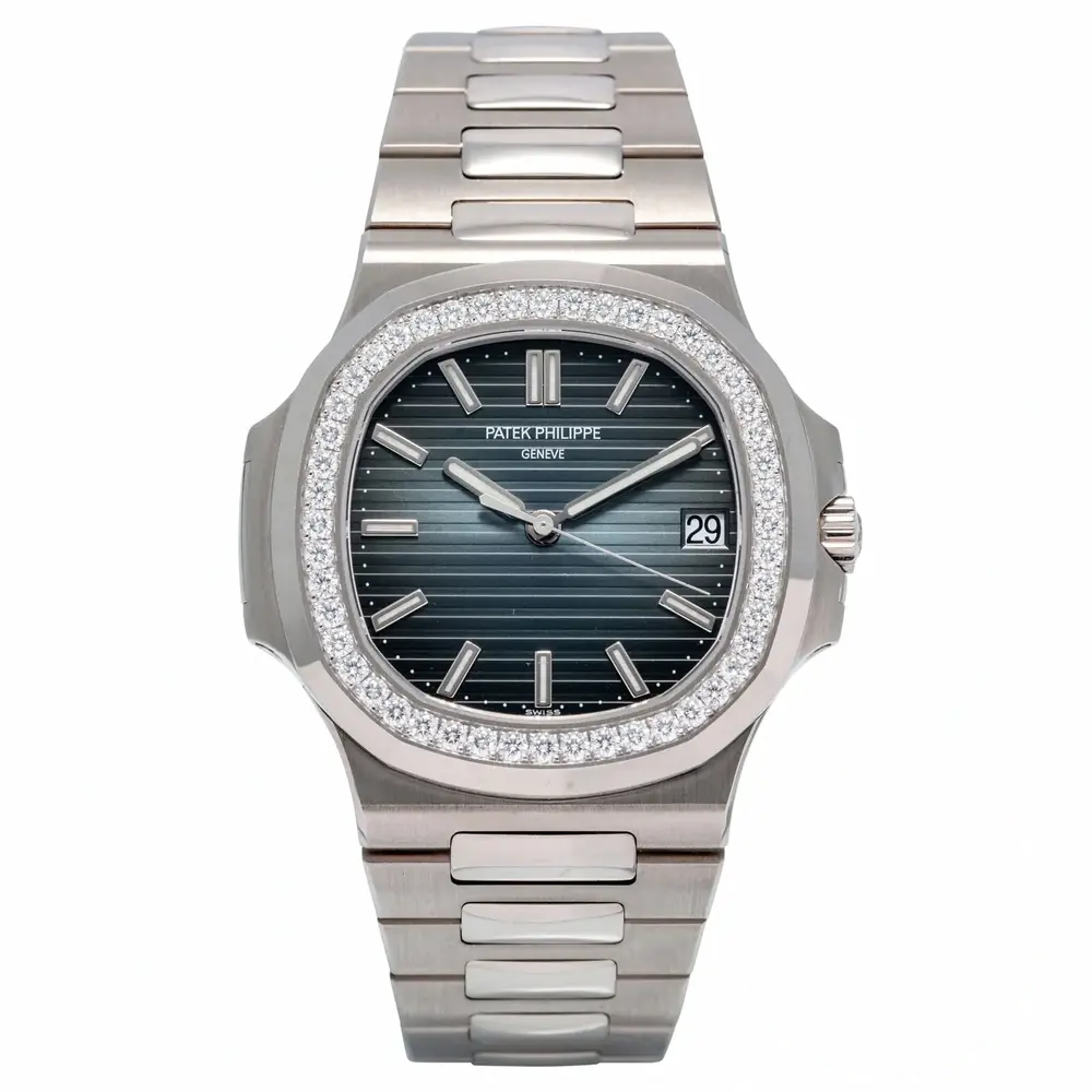 Replica Nautilus 5711-1300A-001 Patek Philippe 40 mm, Blue Dial Baguette Bezel