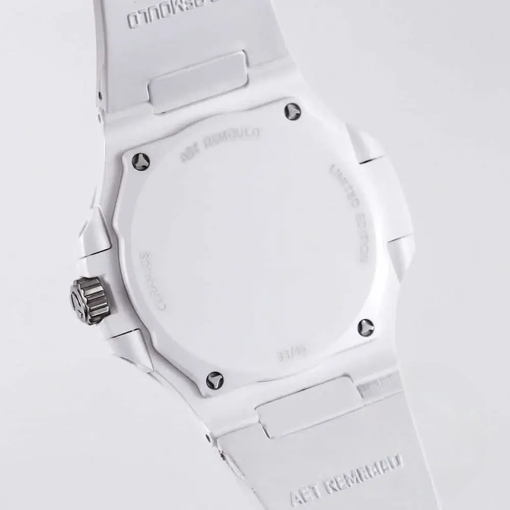 Replica Nautilus 5711/1A-018 Patek Philippe 40 mm, Rubber Strap White Dial - Image 2