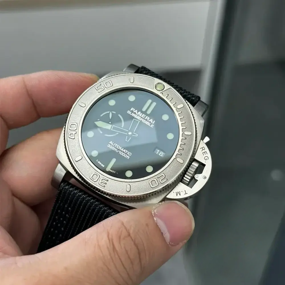 Super Clone Panerai Submersible Titanium Shell PAM 984 - Image 4