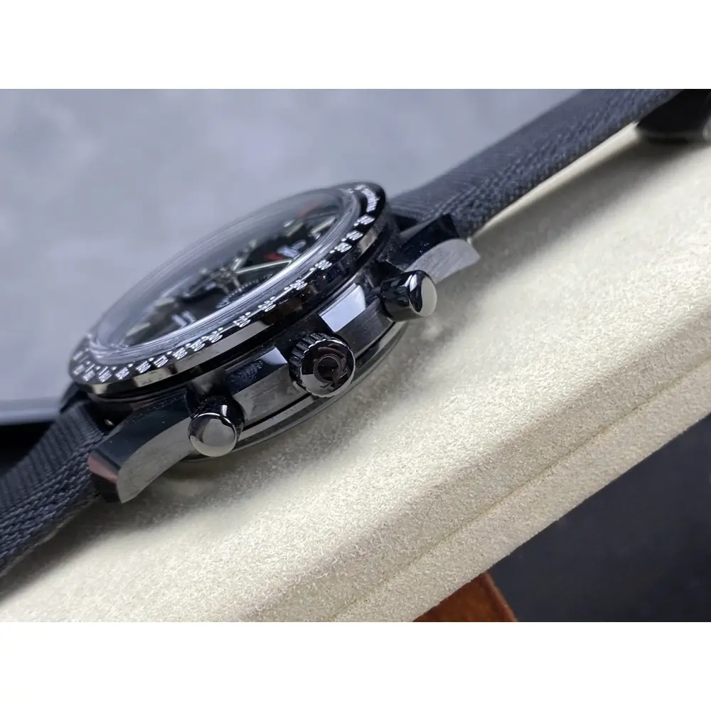 Replica Omega Speedmaster Dark side of the moon 311.92.44.51.01.003 - Image 6