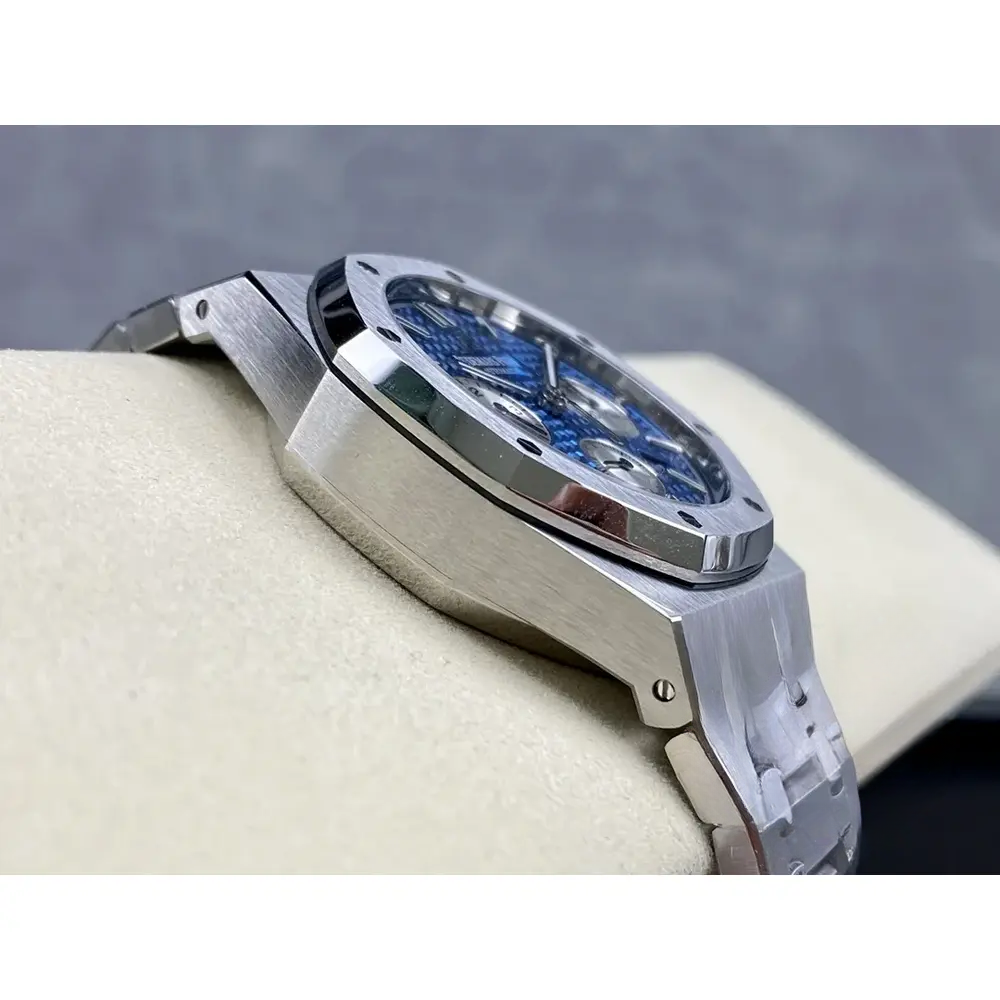 Replica Audemars Piguet Royal Oak Blue, 41 mm Ref. 26331ST.OO.1220ST.01 - Image 4
