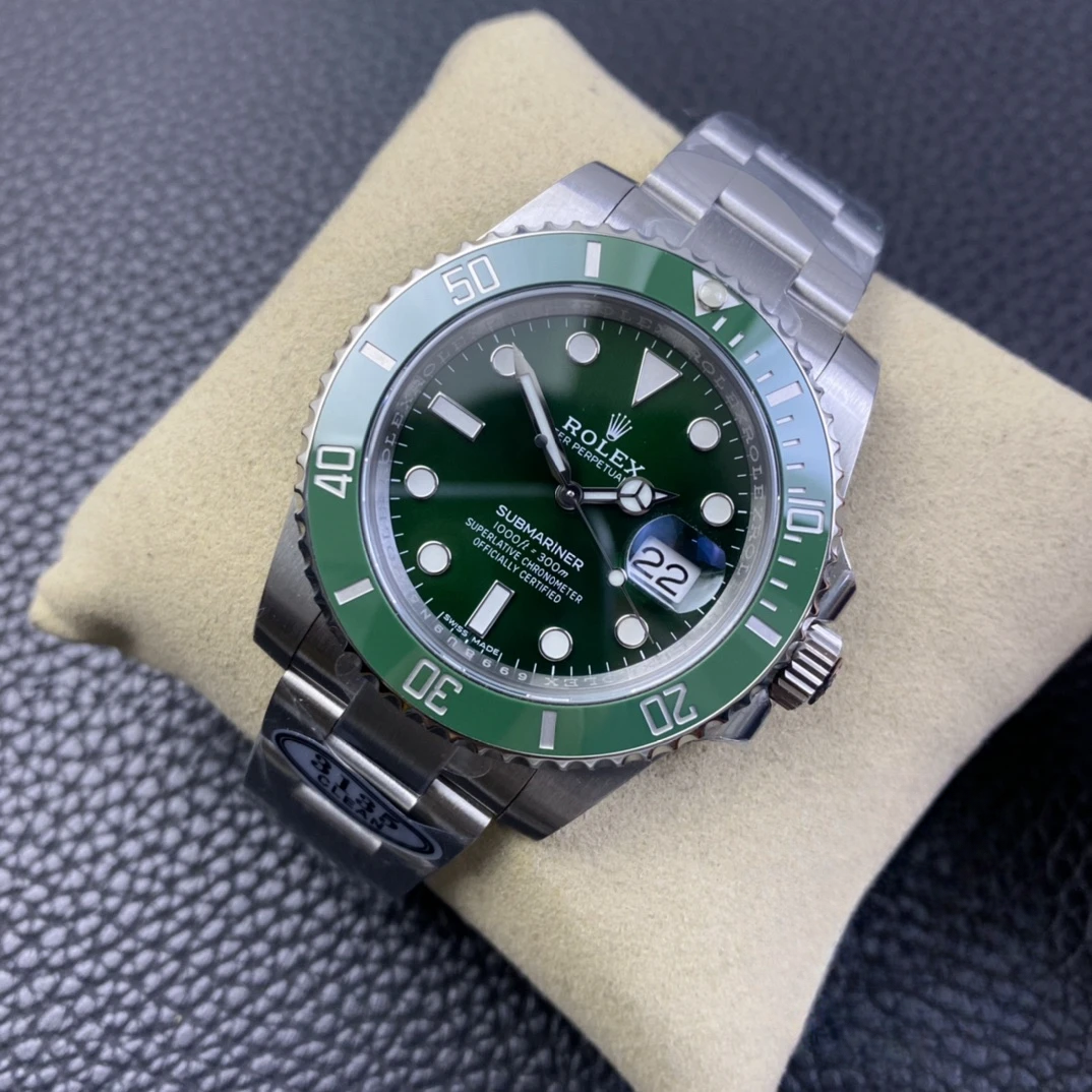 Super Clone Rolex Submariner Hulk 40mm Green Dial 116610LV - Image 4
