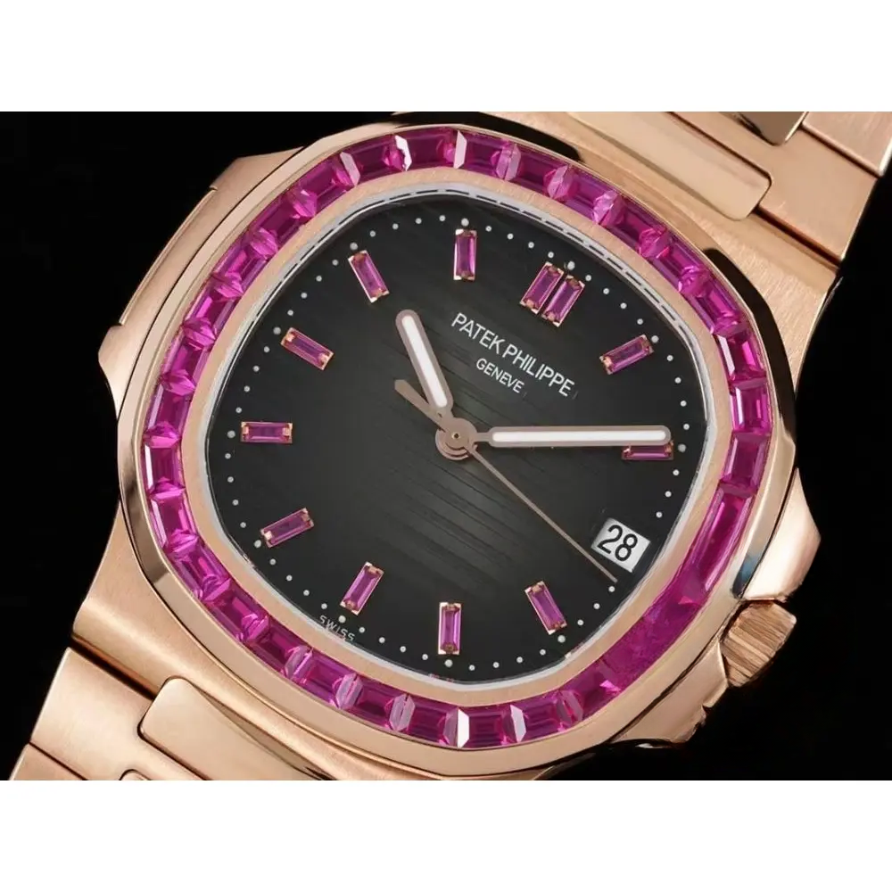 Replica Nautilus 5711/1A-018 Patek Philippe 40 mm, Rose Gold Black Dial Iced out - Image 4