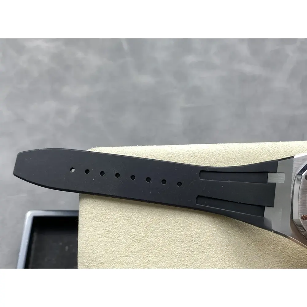 Replica Audemars Piguet Royal Oak Black Dial, Rubber 15500ST.OO.1220ST.03 41mm - Image 8