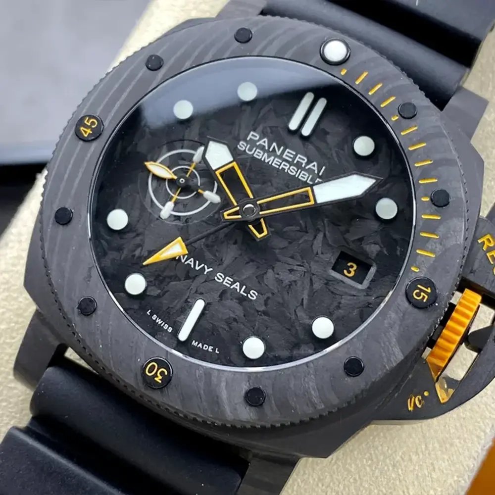 Replica Panerai Submersible Pam1324 - Image 4