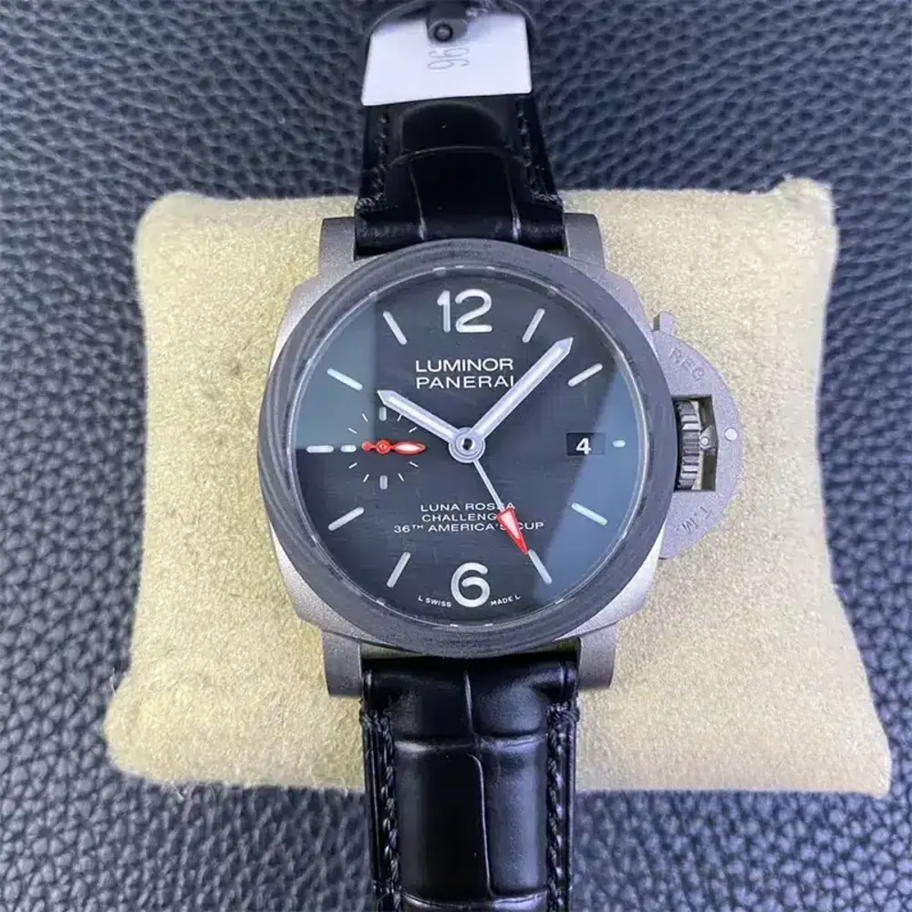 Replica Panerai Luminor Luna Rossa Gmt Pam1096 - Image 2