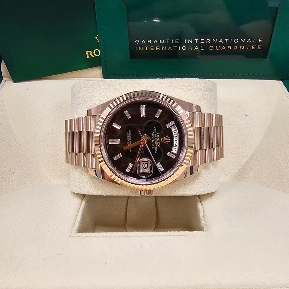 Rolex 228235-0045 Day-Date 40 Everose Eisenkiesel - Image 6