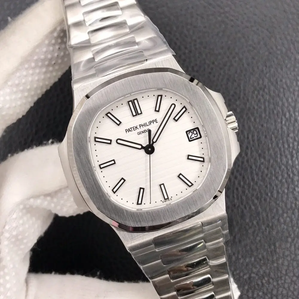 Replica Nautilus 5711/1A-011 Patek Philippe 40 mm, Stainless Steel, White Dial - Image 3
