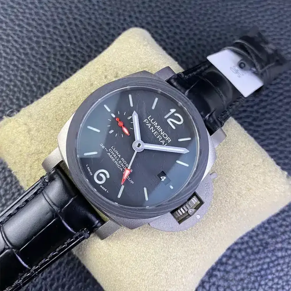 Replica Panerai Luminor Luna Rossa Gmt Pam1096 - Image 4
