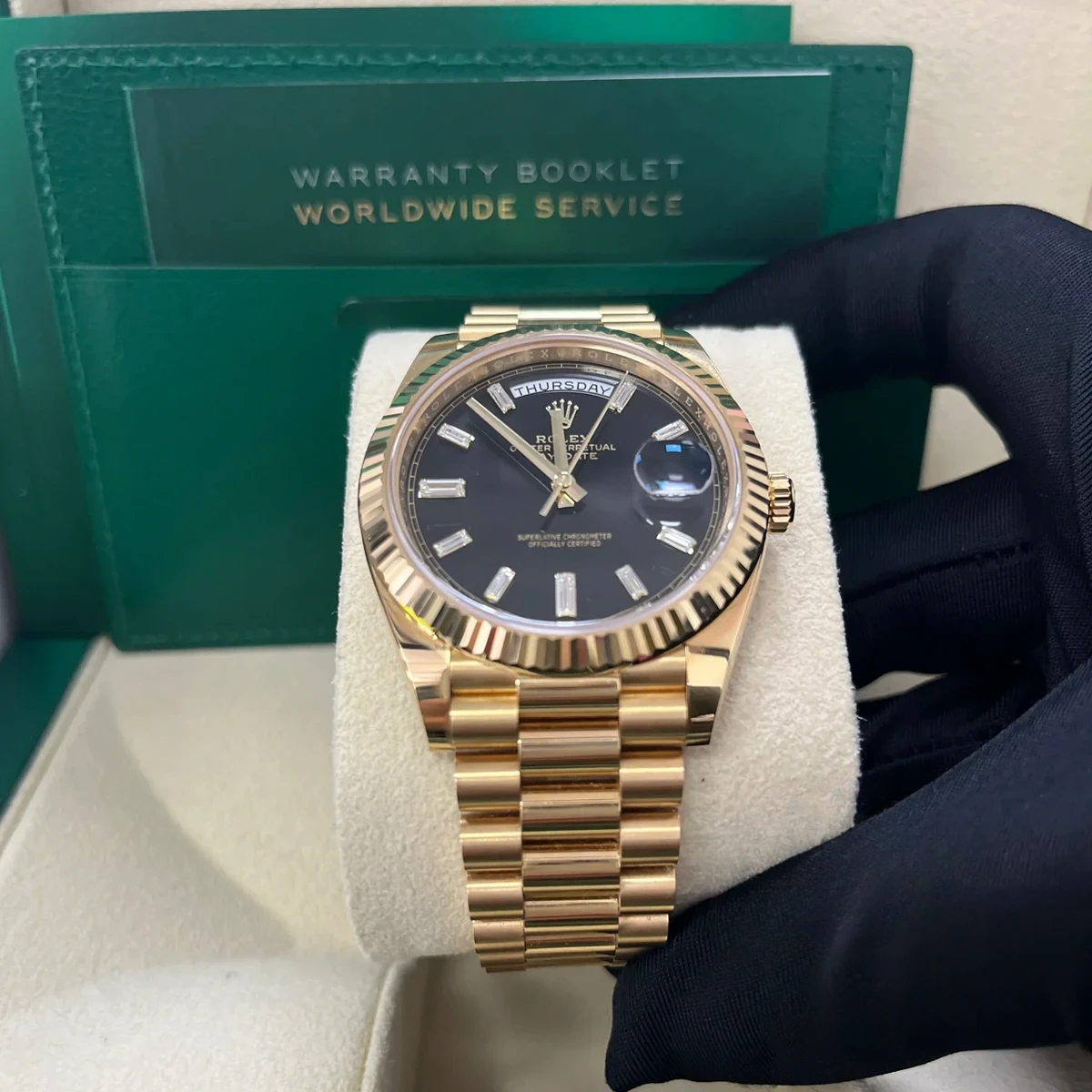 Rolex 228238-0004 Day-Date 40 Yellow Gold Black Baguette - Image 6